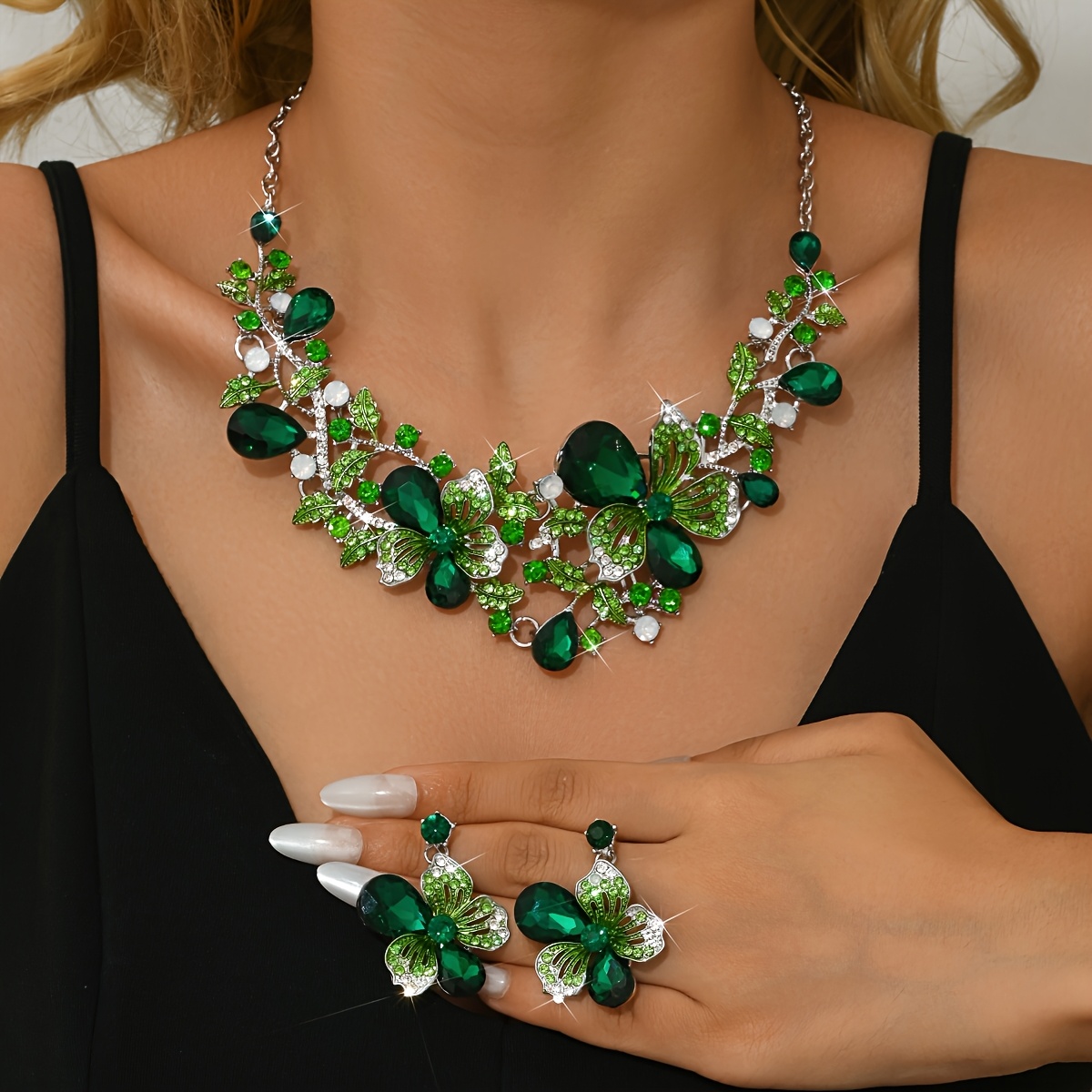 Floral Fashion Women's Statement Necklace & Earrings Set